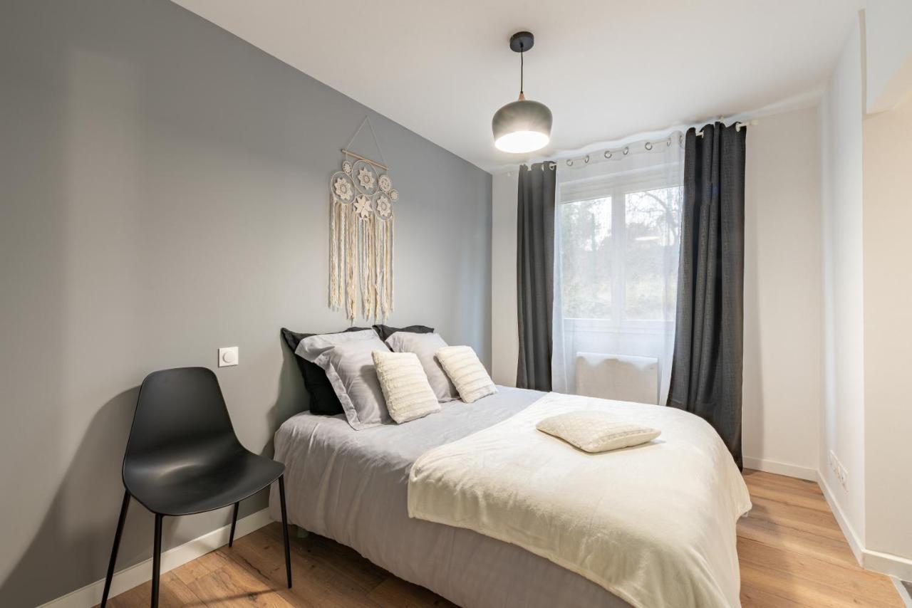 Amja Proche Clinique Saint-Roch Apt 3 Chambres 3 Salles De Bain Parking Gratuit Ideal Famille Groupe Coworking 10 Min Centre Ville 10 Min Plage 5 Min Sortie Autoroute Montpellier Luaran gambar