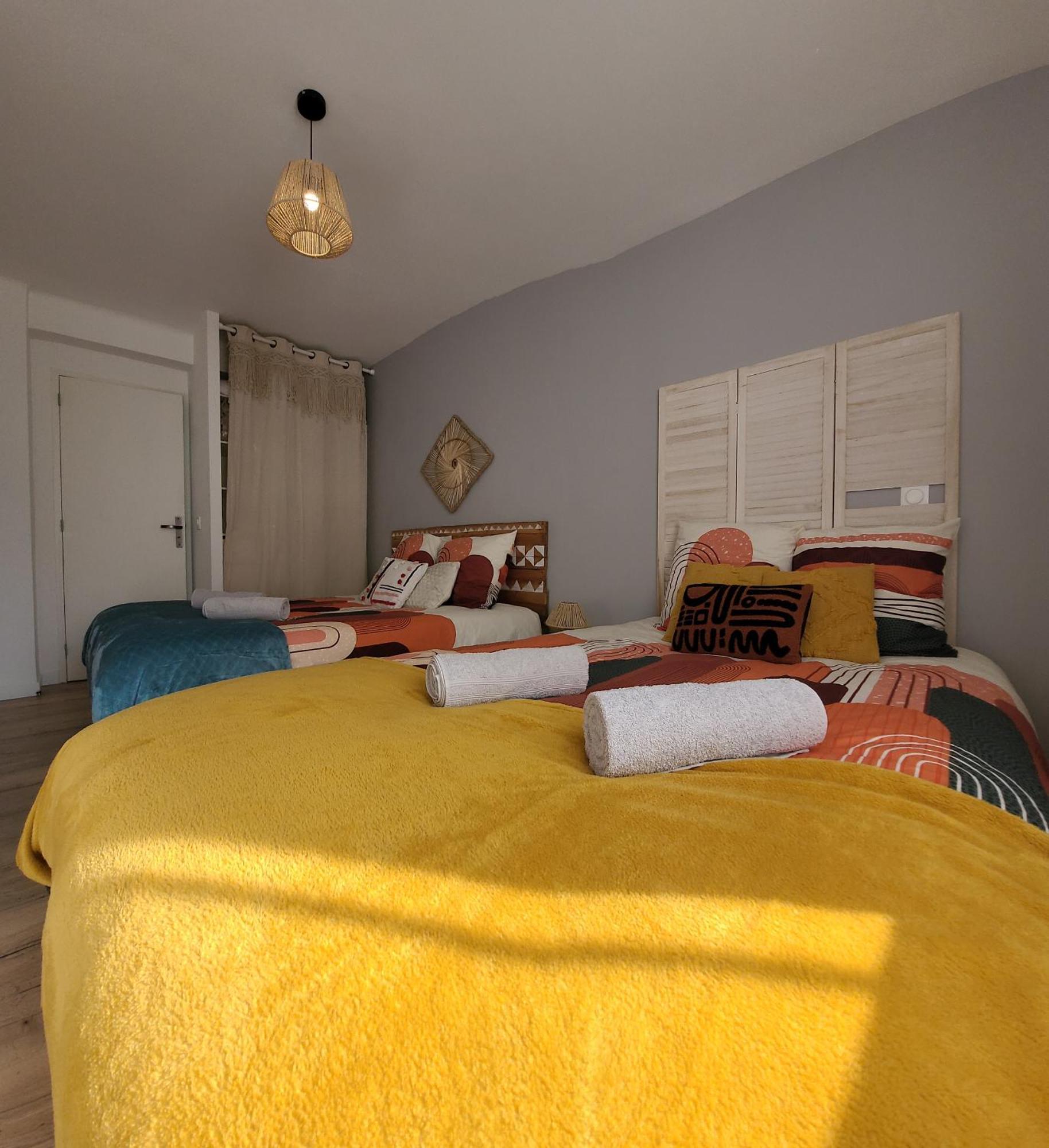 Amja Proche Clinique Saint-Roch Apt 3 Chambres 3 Salles De Bain Parking Gratuit Ideal Famille Groupe Coworking 10 Min Centre Ville 10 Min Plage 5 Min Sortie Autoroute Montpellier Luaran gambar